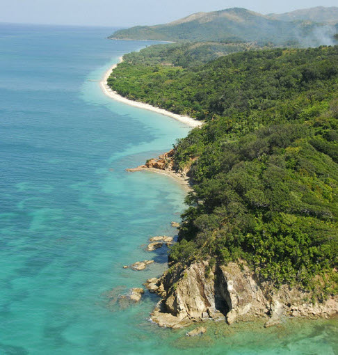 guanaja view from southern point of island